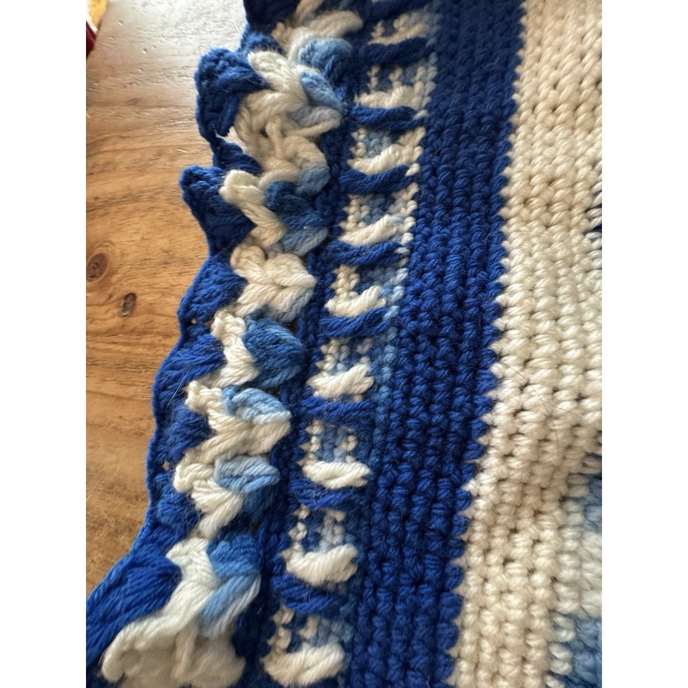 Handmade Crochet Afghan Throw Blue White Artisan Ruffle Shell Border 60 X 72" in - Picture 5 of 13